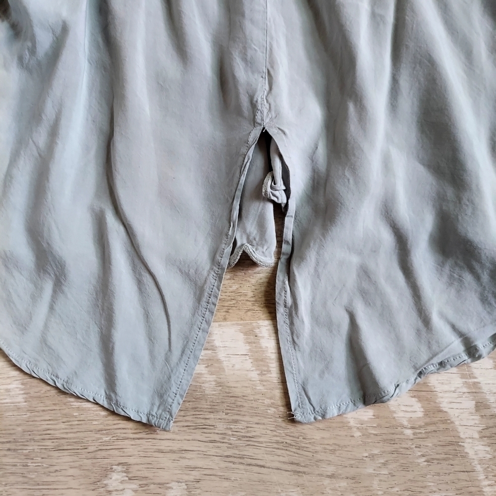 Blush Noir Lace-up Top - Picture 5 of 15